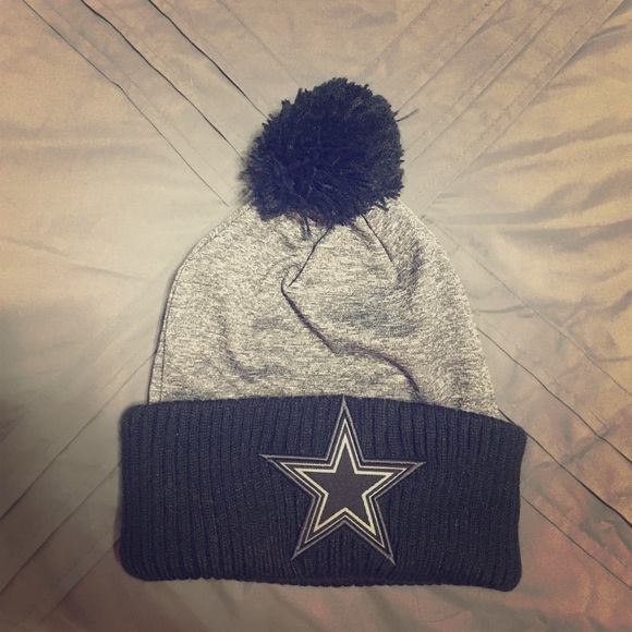 Dallas Cowboys Pom beanie