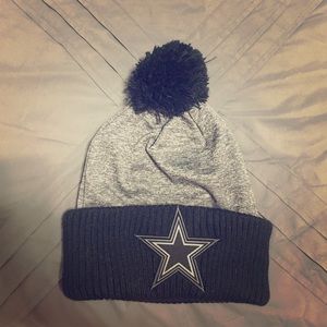 Dallas Cowboys Pom beanie