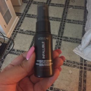 L'Oréal Makeup setting spray/primer