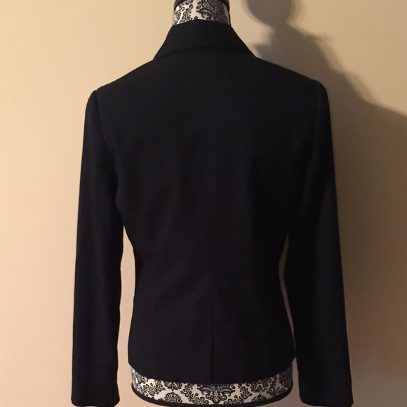 Beautiful Elle Blazer - Picture 3 of 4