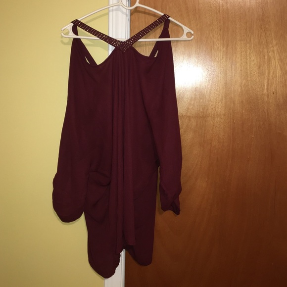 Top - Picture 2 of 3