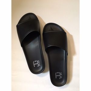 Follow Me Platform Sandals