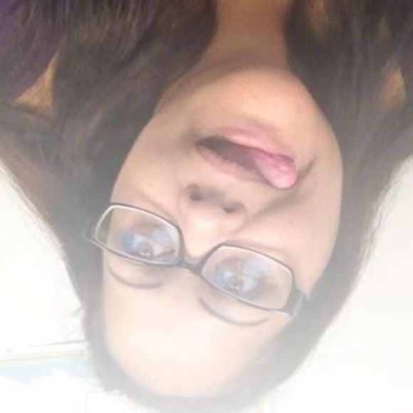 Meet your Posher, Kau'inohea - Picture 1 of 1