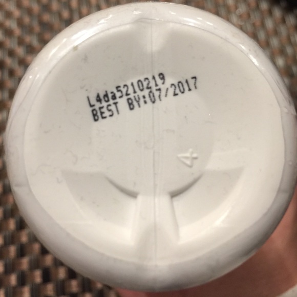 Rodan + Fields Foaming Sunless Tan 4.2 oz bottle - Picture 3 of 3