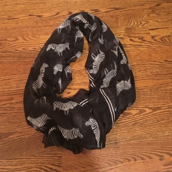 Zebra scarf