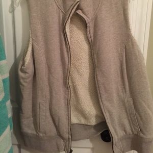 Old navy vest