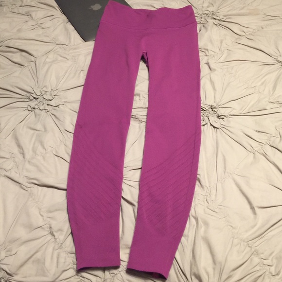 Purple/pink lululemon pant