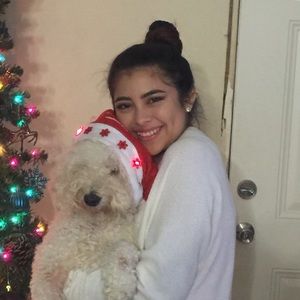 Meet your Posher, Rocio