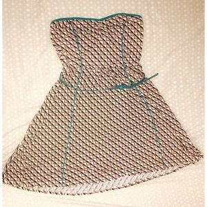 Strapless women's dress