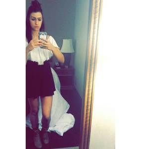 Meet your Posher, Holly