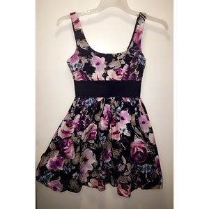 Women's floral sundress