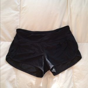 Lululemon speed shorts (mesh)
