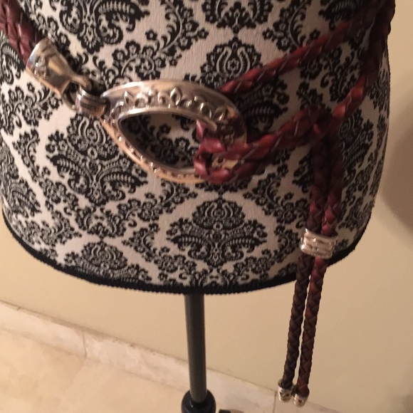 Beautiful Belt - Picture 2 of 2