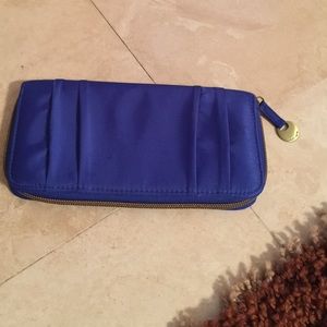 Beautiful Travelon Wallet