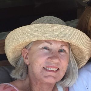 Meet your Posher, Jeanne