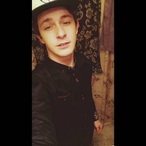 Meet your Posher, Dylan