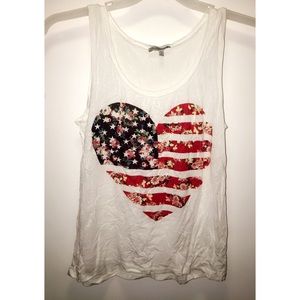 Women's muscle graphic tee