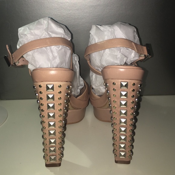 Vince Camuto Women's Heels - BRAND NEW - Picture 3 of 3