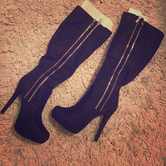 Faux suede Just Fab stiletto boots