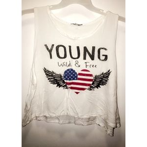 Women's muscle tee/graphic tank.