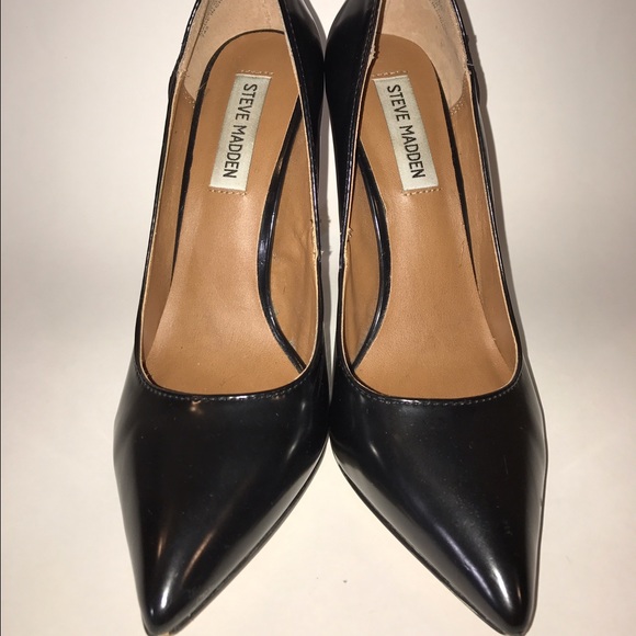 Steve Madden PARDEE Black Pumps