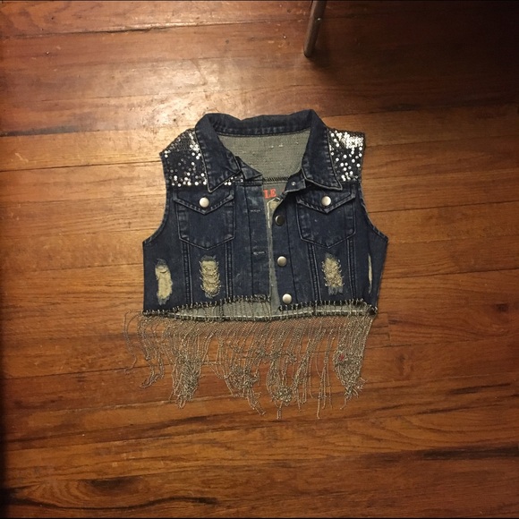 Vest - Picture 2 of 2