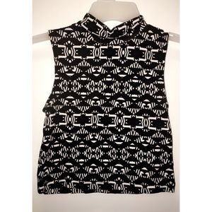 Women's black and white crop top. Small turtleneck
