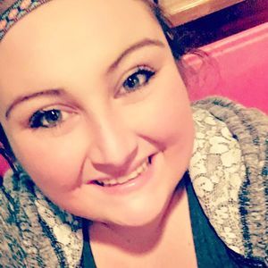 Meet your Posher, Kaitlynn