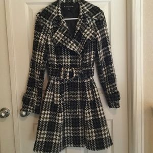 Black & White Plaid Knitted Lined Winter Coat