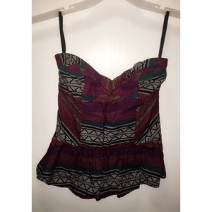Women's strapless top