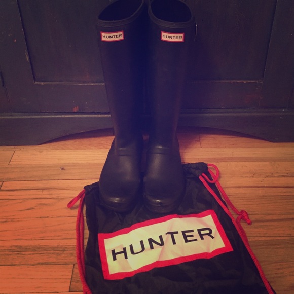 TALL BLACK HUNTER RAINBOOTS