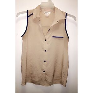 Women's blouse