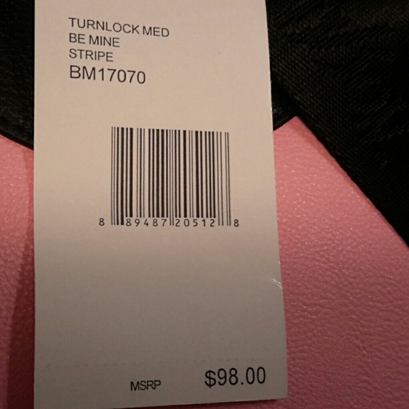 Hold tsey johnson backpack with heart dangle NWT - Picture 4 of 4