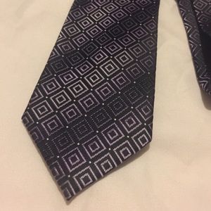 Purple Diamond Patterned Tie
