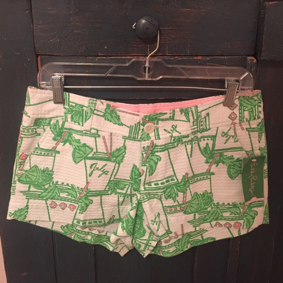*NWT* LILLY PULITZER Size 4 Walsh Shorts