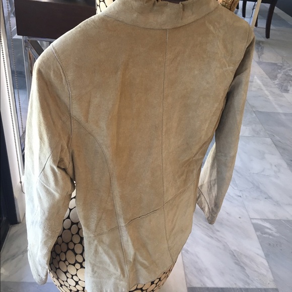 SOLD💰10 for $40/Tan Suede Jacket Size M - Picture 3 of 4