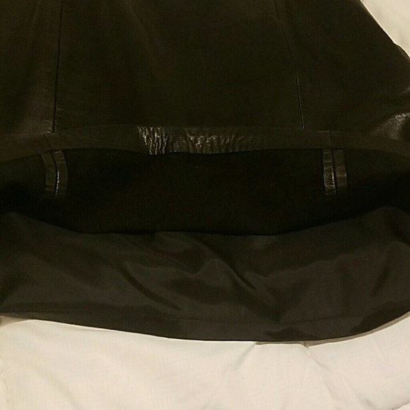 Ann Taylor Black Leather Mini Skirt - Picture 3 of 4