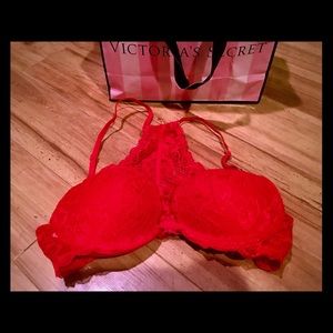 VS Red Date Night Bra