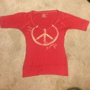 American eagle 1/4 length sleeve pink peace shirt