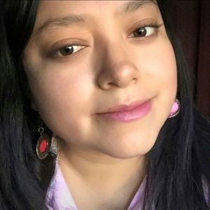 Meet your Posher, Edna