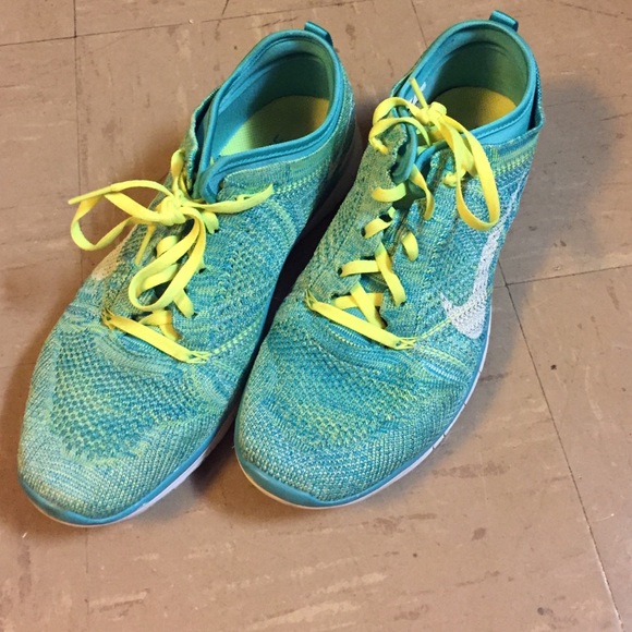 Women's Nike Shoes