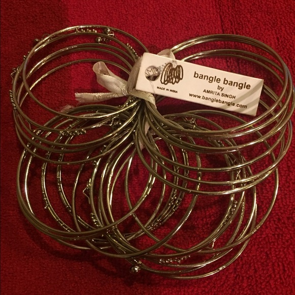 NWT Amrita Singh "Mumbai" Bangle Set