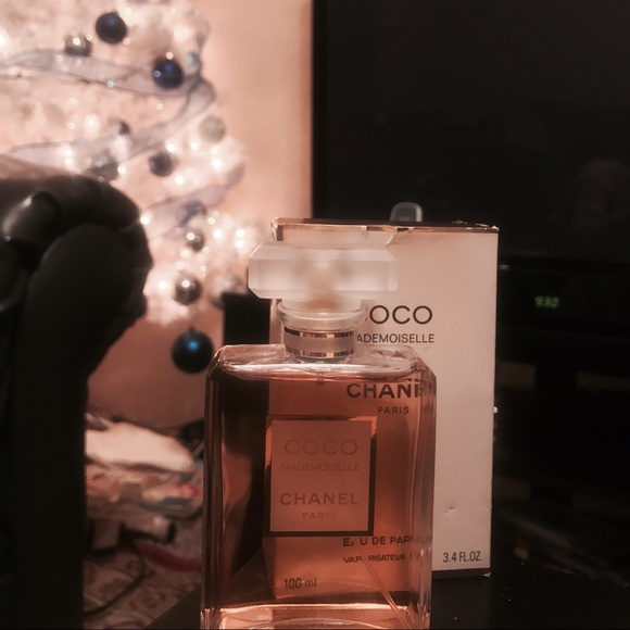 Coco Chanel- AUTHENTIC