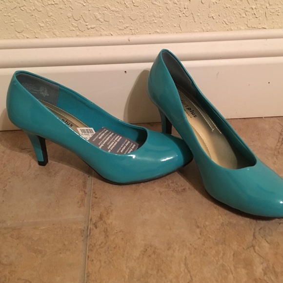 Turquoise heels