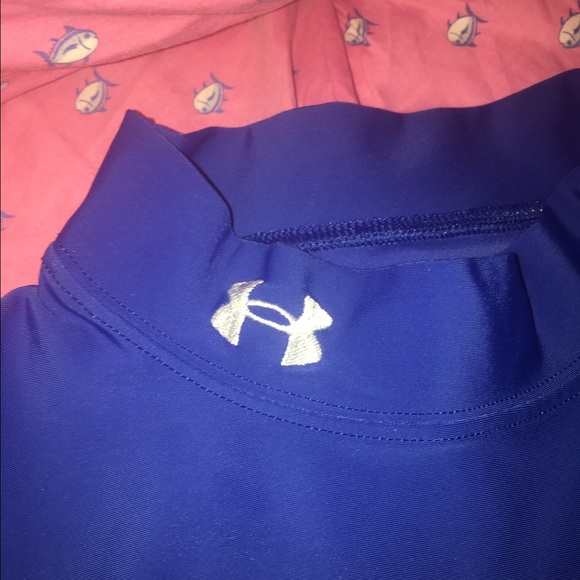 Men's long sleeve under armour shirt