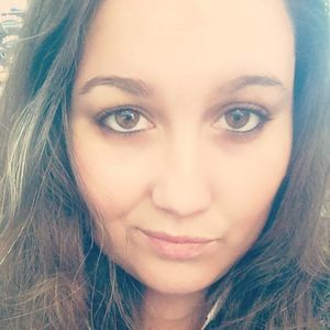 Meet your Posher, Kara