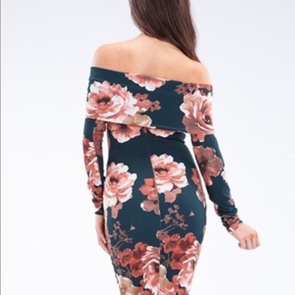 FINAL PRICENWT Colors of dress are spot on!! - Picture 7 of 7