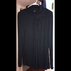 Black Long Sleeve Keyhole Top