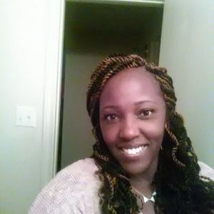 Meet your Posher, Lashannon