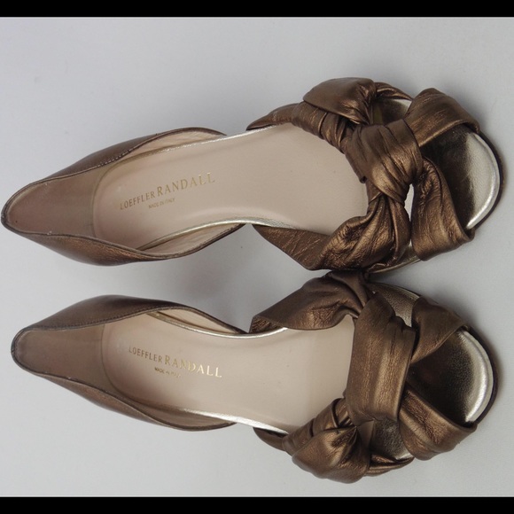 Loeffler Randall Bronze d'Orsay knot-toe pumps